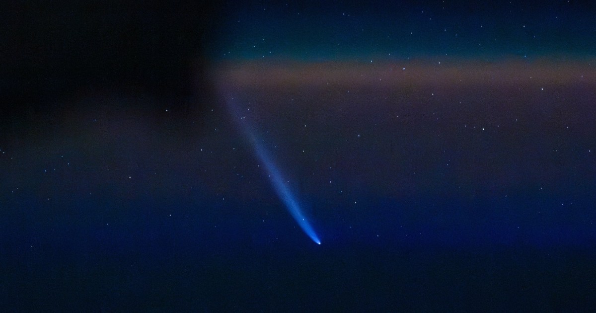 ISS astronaut shares remarkable time-lapse of bright comet