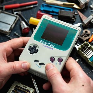 A Diy Project: How to Install a Backlit Screen in a Game Boy Color